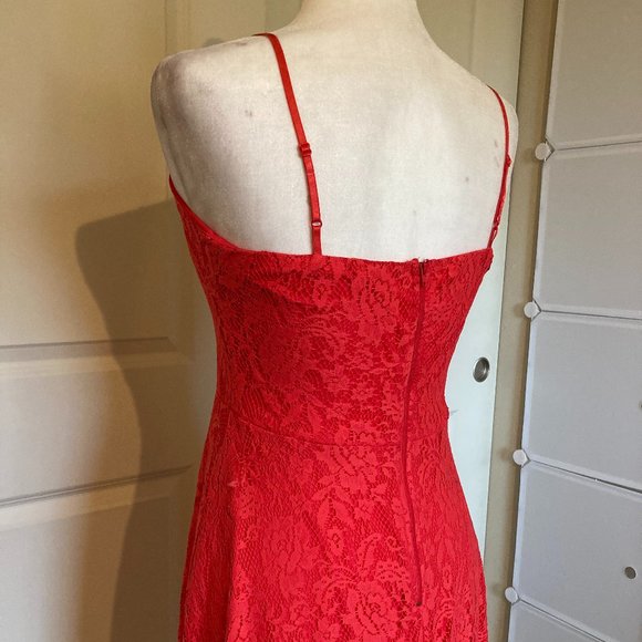 MaiTai Lace Strappy V Neck Cocktail Dress - Picture 4 of 6